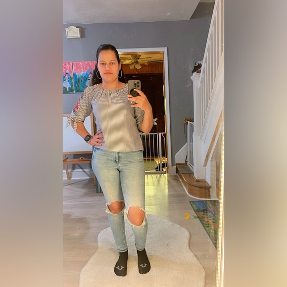 🏝️☀️🇺🇸 I’m live come hang out! Meet your Posher, Raymeilys! - Picture 6 of 7